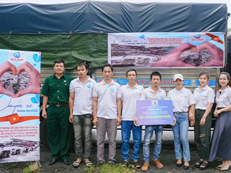 Chọn phương thức và nhập thông tin rút tiền